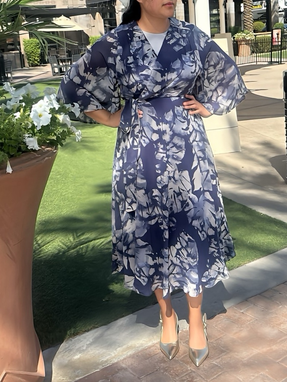 Navy & White Floral Wrap Midi Dress - Women - Picture 2 of 8
